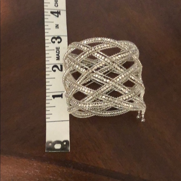 Silver Rhinestone stretch cuff. Very nice! - Picture 5 of 5